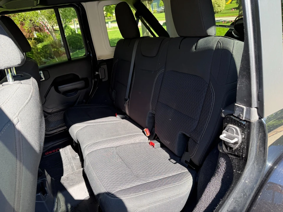 2021 Jeep JL Wrangler - Image 19 of 21
