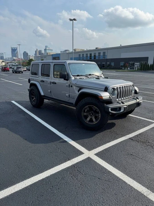 2021 Jeep JL Wrangler - Image 2 of 3