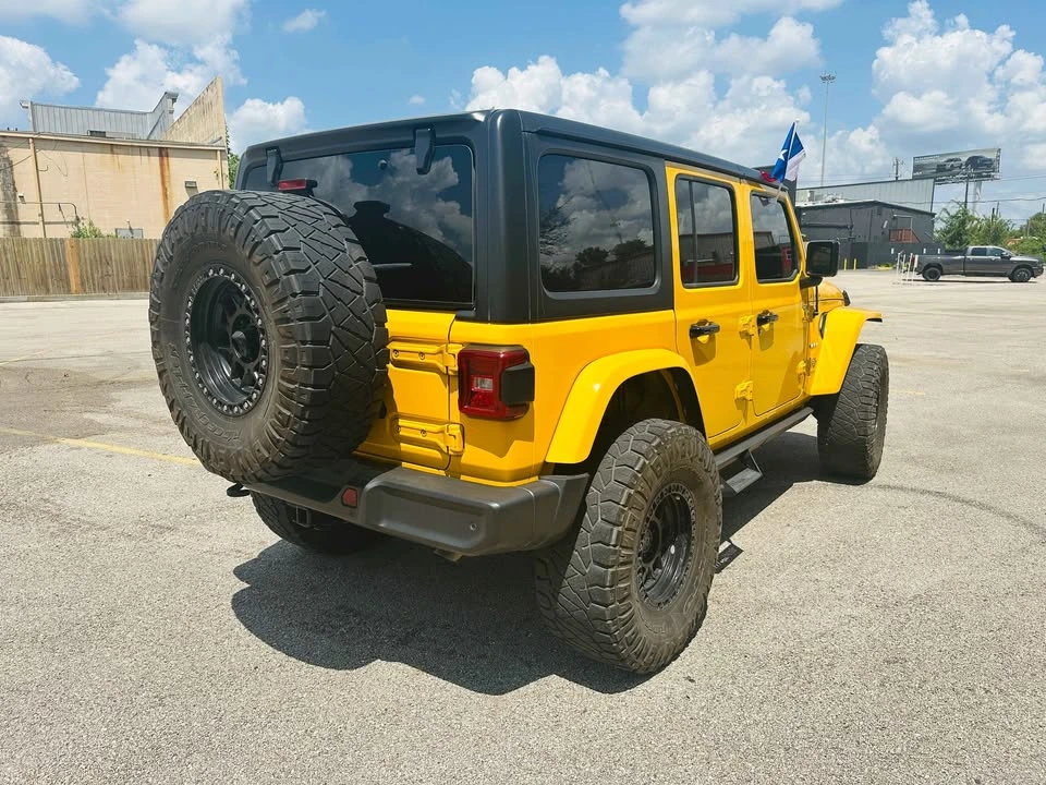 2021 Jeep JL Wrangler - Image 4 of 7