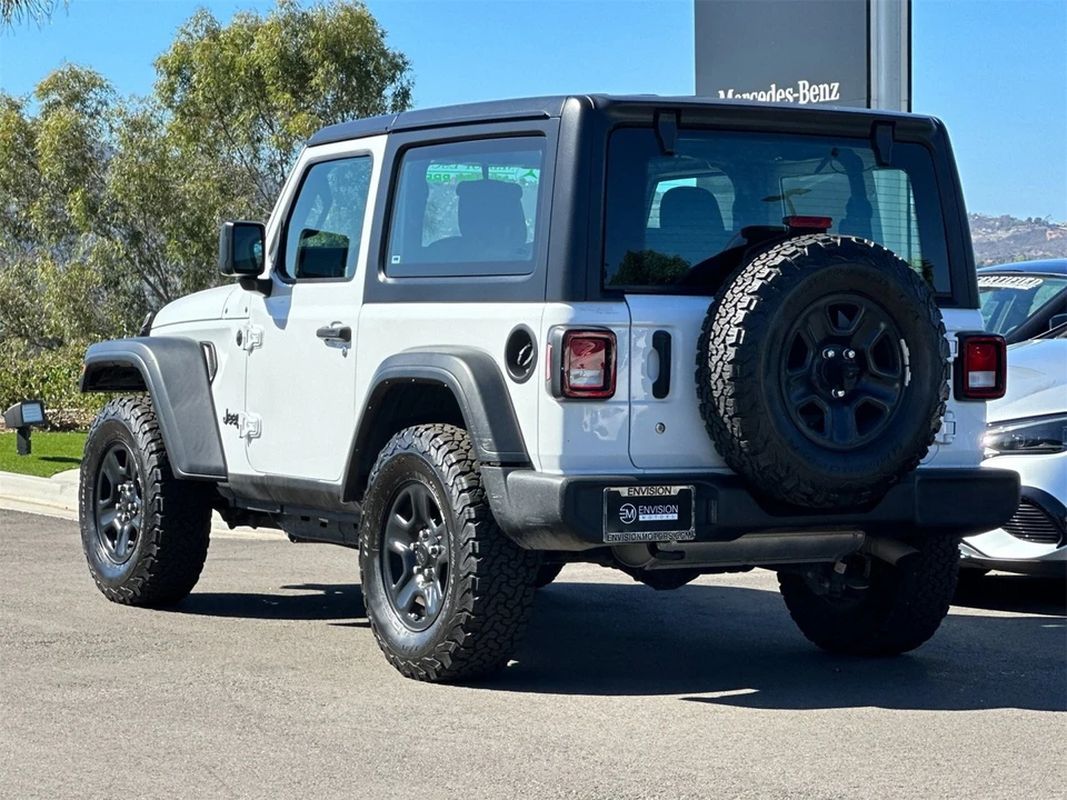 2021 Jeep JL Wrangler - Image 5 of 12