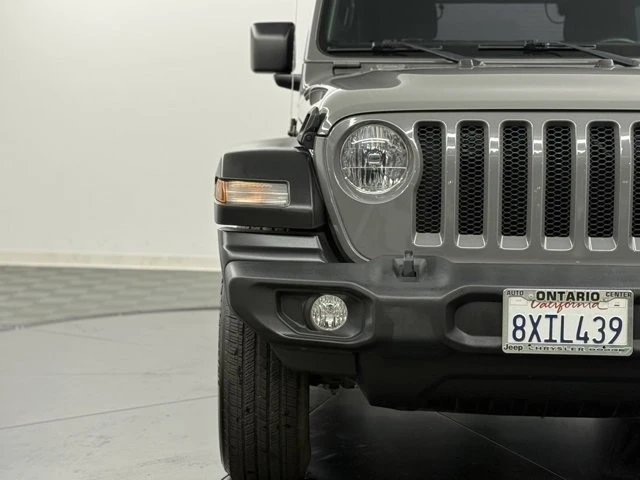 2021 Jeep JL Wrangler - Image 4 of 12
