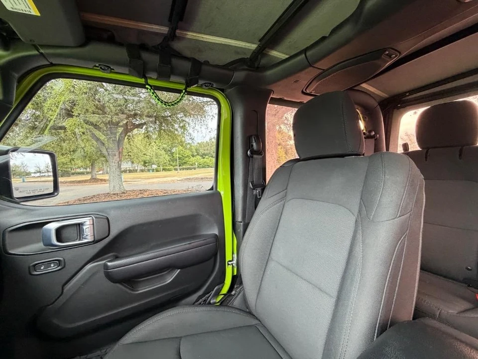 2021 Jeep JL Wrangler - Image 19 of 27