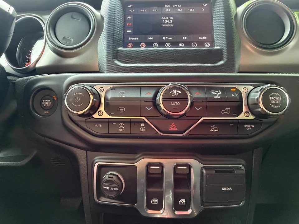 2021 Jeep JL Wrangler - Image 17 of 27