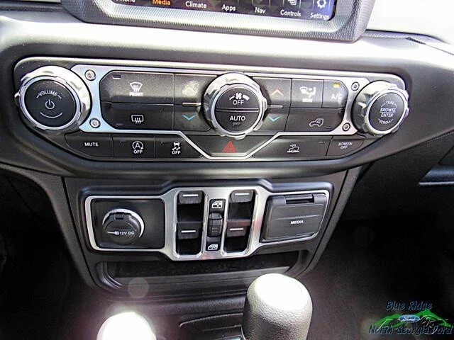 2021 Jeep JL Wrangler - Image 19 of 21