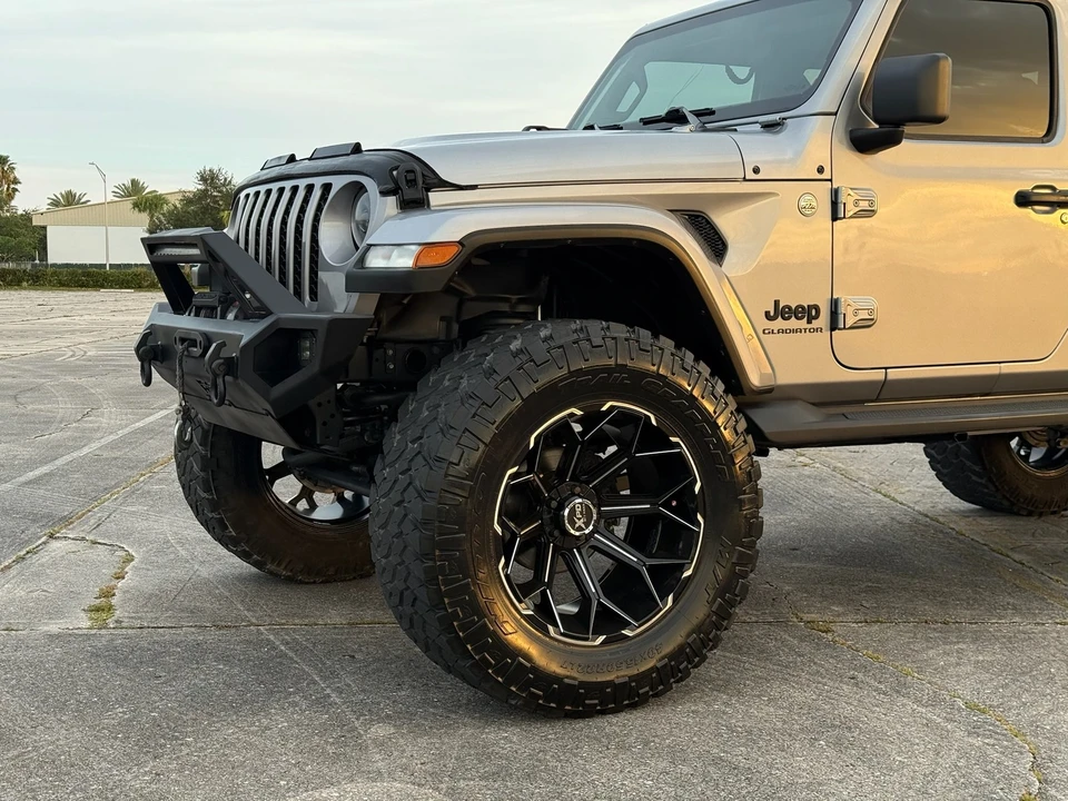 2021 Jeep JL Wrangler - Image 24 of 31