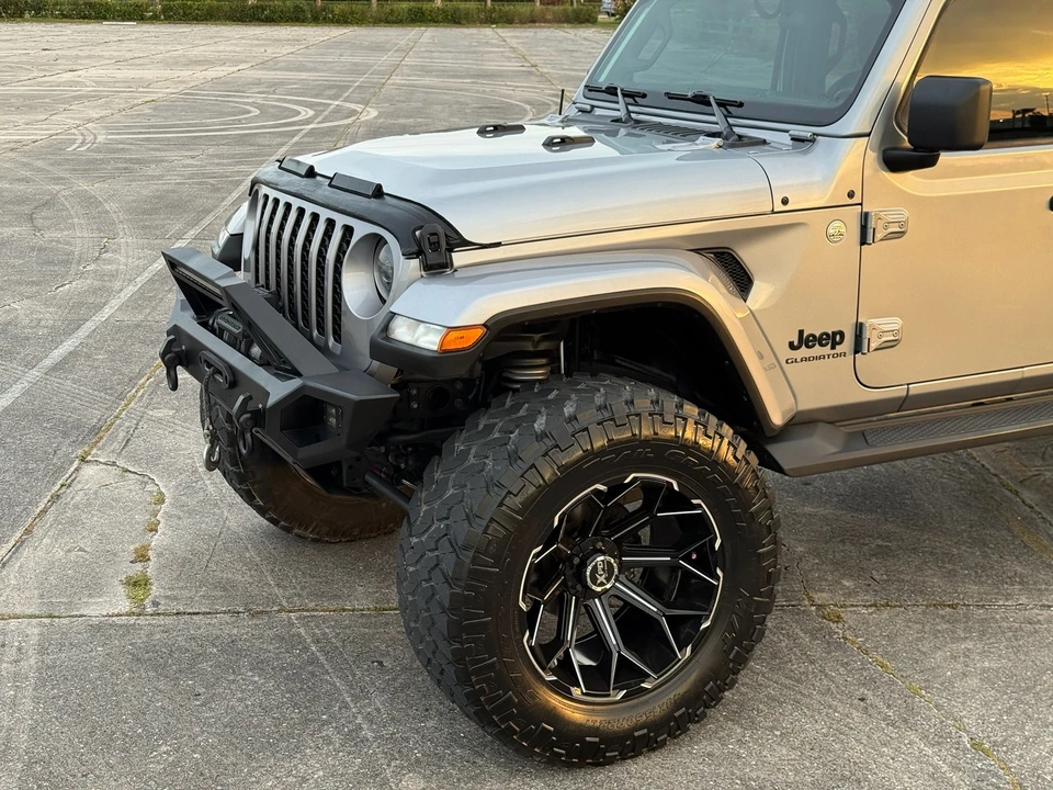 2021 Jeep JL Wrangler - Image 23 of 31