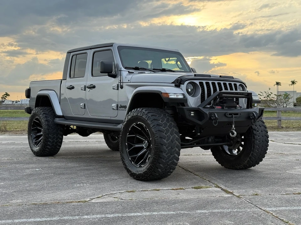 2021 Jeep JL Wrangler - Image 11 of 31