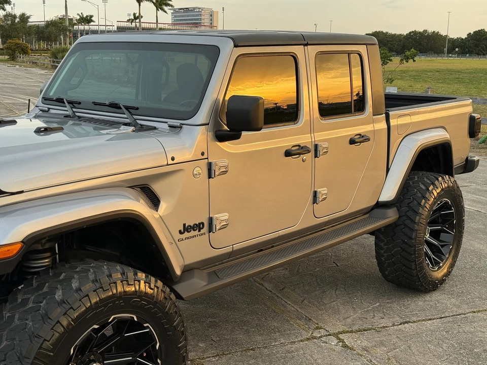 2021 Jeep JL Wrangler - Image 22 of 31