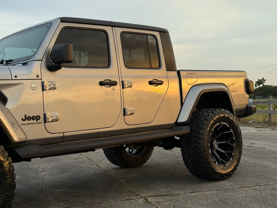 2021 Jeep JL Wrangler - Image 26 of 31