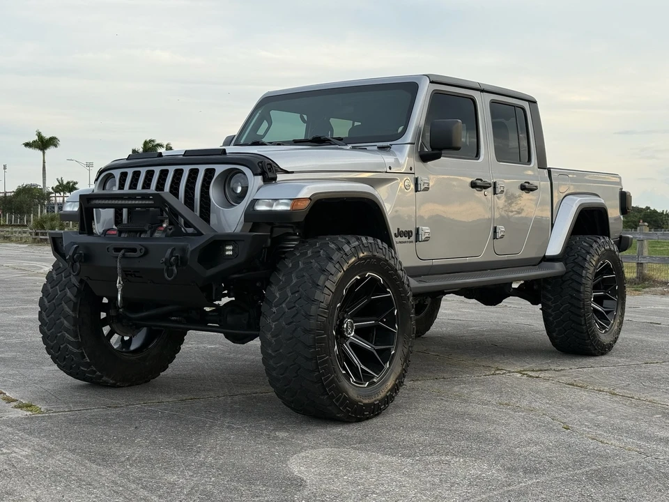 2021 Jeep JL Wrangler - Image 5 of 31