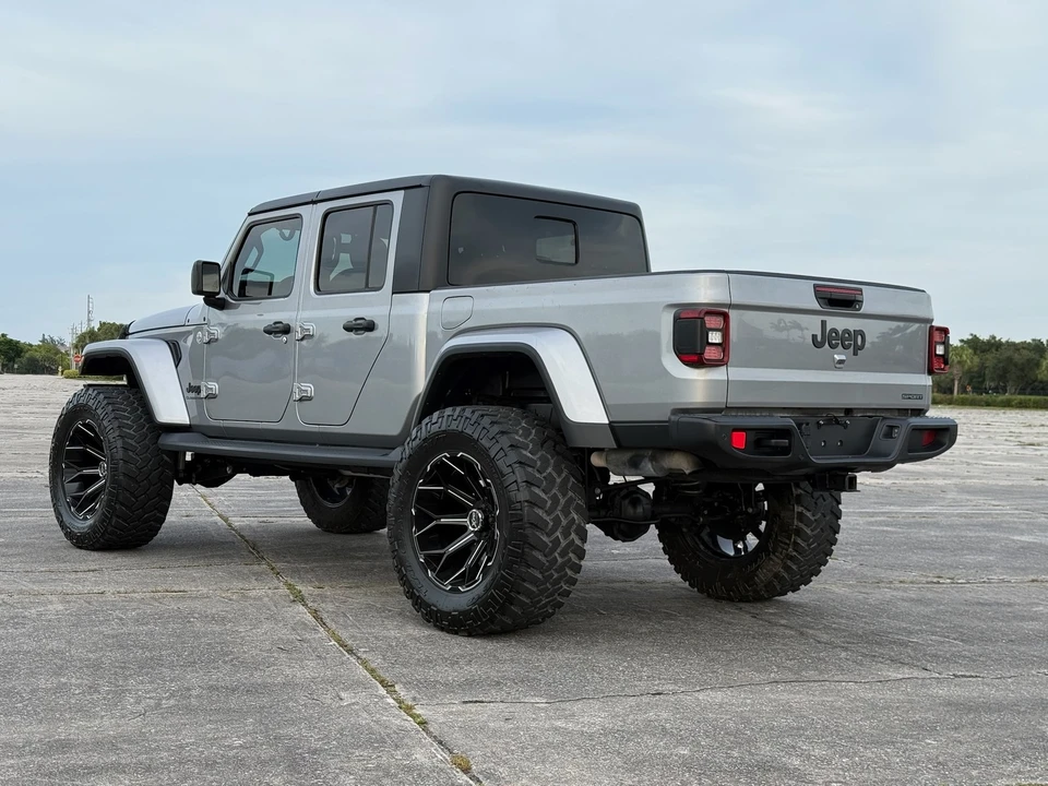2021 Jeep JL Wrangler - Image 7 of 31