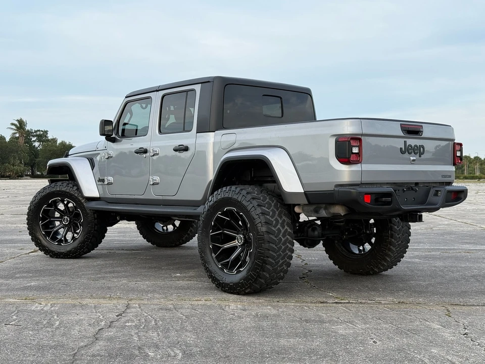 2021 Jeep JL Wrangler - Image 4 of 31