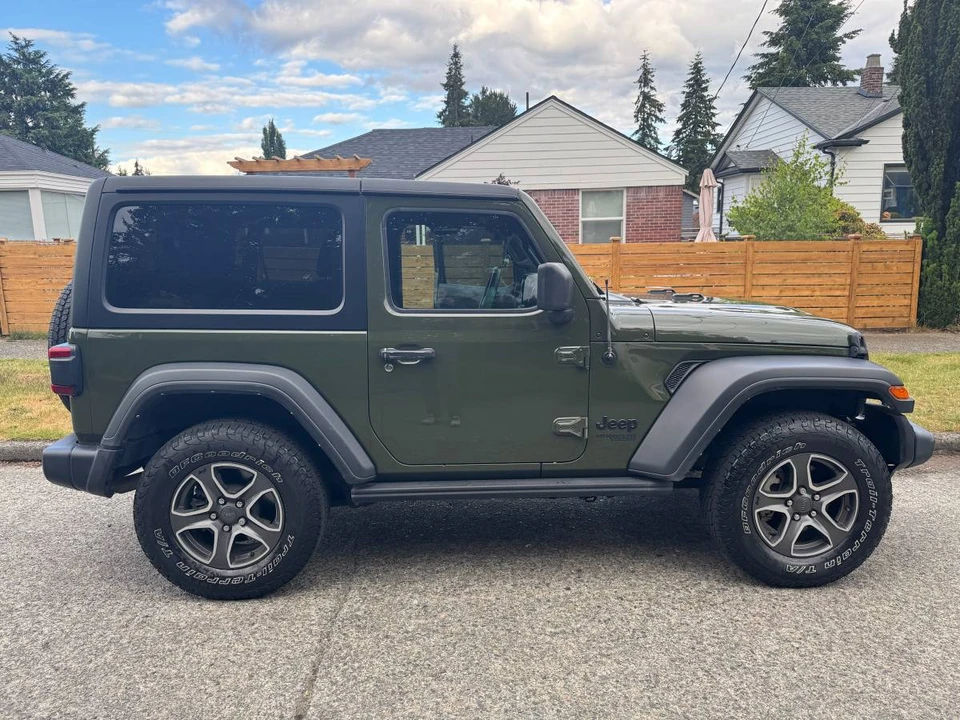 2021 Jeep JL Wrangler - Image 2 of 9