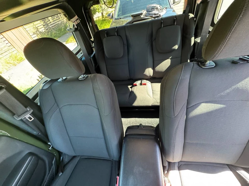 2021 Jeep JL Wrangler - Image 6 of 9