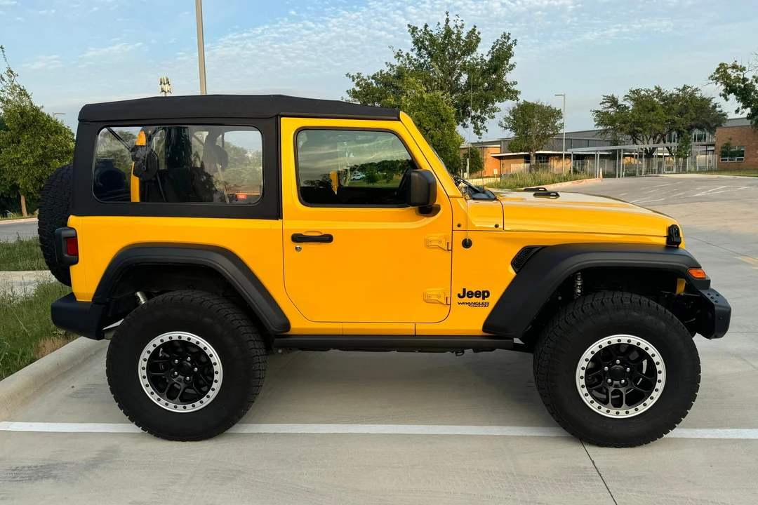 2021 Jeep JL Wrangler - Image 3 of 31