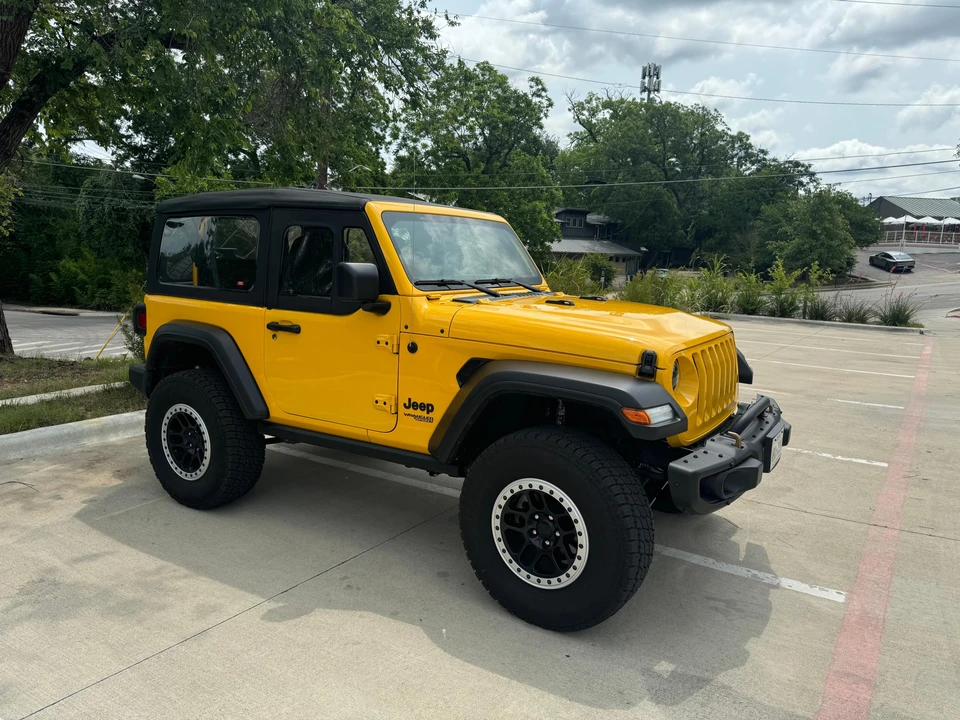 2021 Jeep JL Wrangler - Image 24 of 31