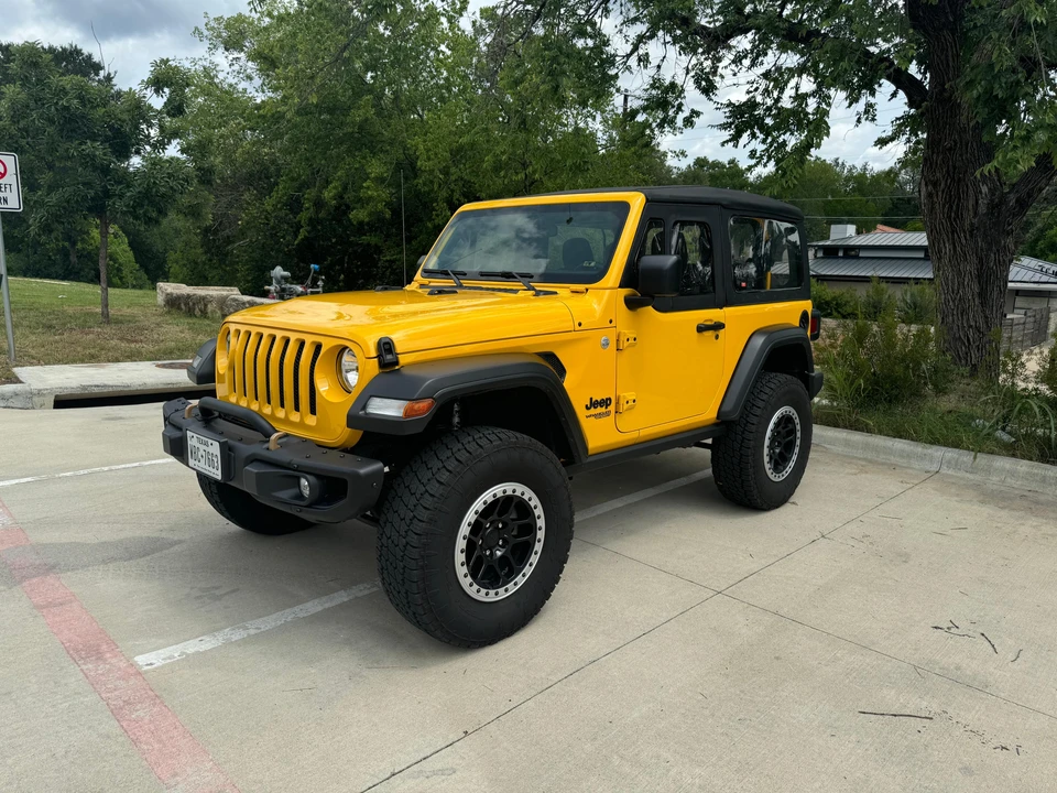 2021 Jeep JL Wrangler - Image 7 of 31
