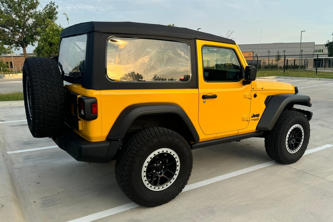 2021 Jeep JL Wrangler - Image 4 of 31