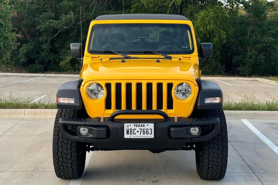 2021 Jeep JL Wrangler - Image 2 of 31