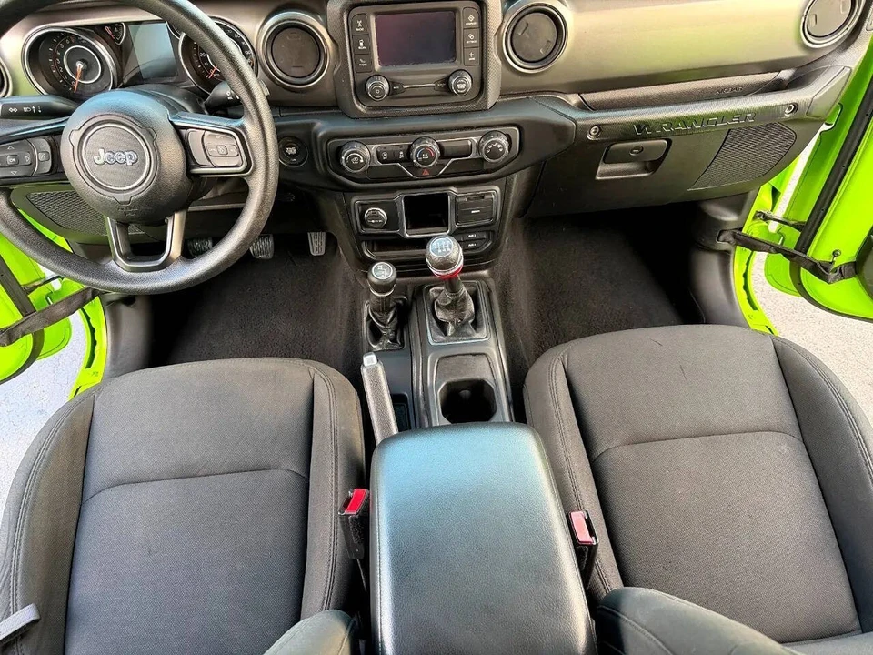 2021 Jeep JL Wrangler - Image 27 of 31