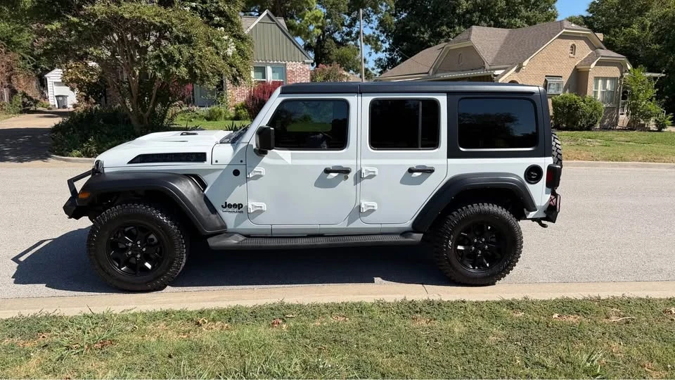 2021 Jeep JL Wrangler - Image 4 of 19
