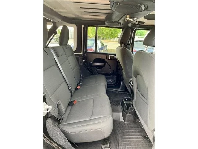 2021 Jeep JL Wrangler - Image 15 of 20