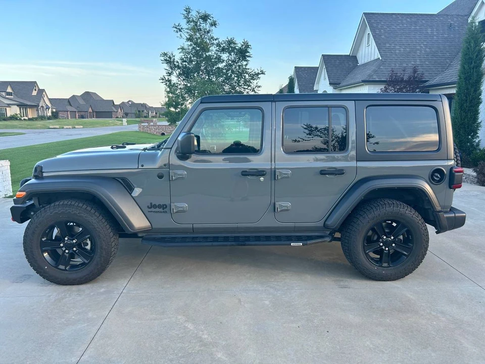 2021 Jeep JL Wrangler - Image 5 of 20