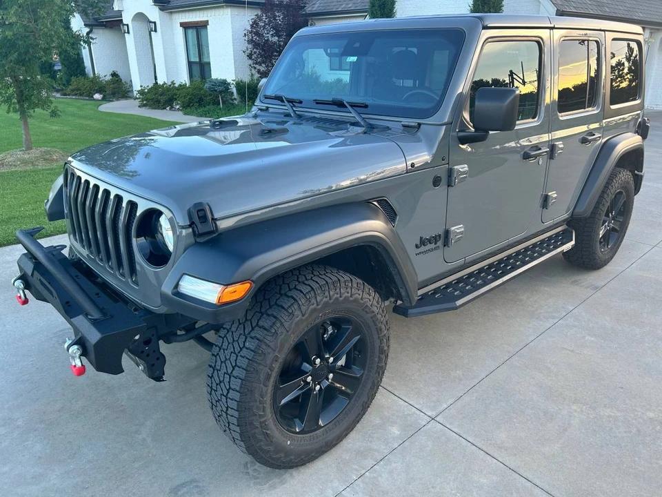 2021 Jeep JL Wrangler - Image 4 of 20