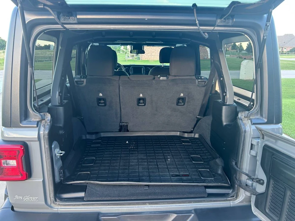 2021 Jeep JL Wrangler - Image 15 of 20