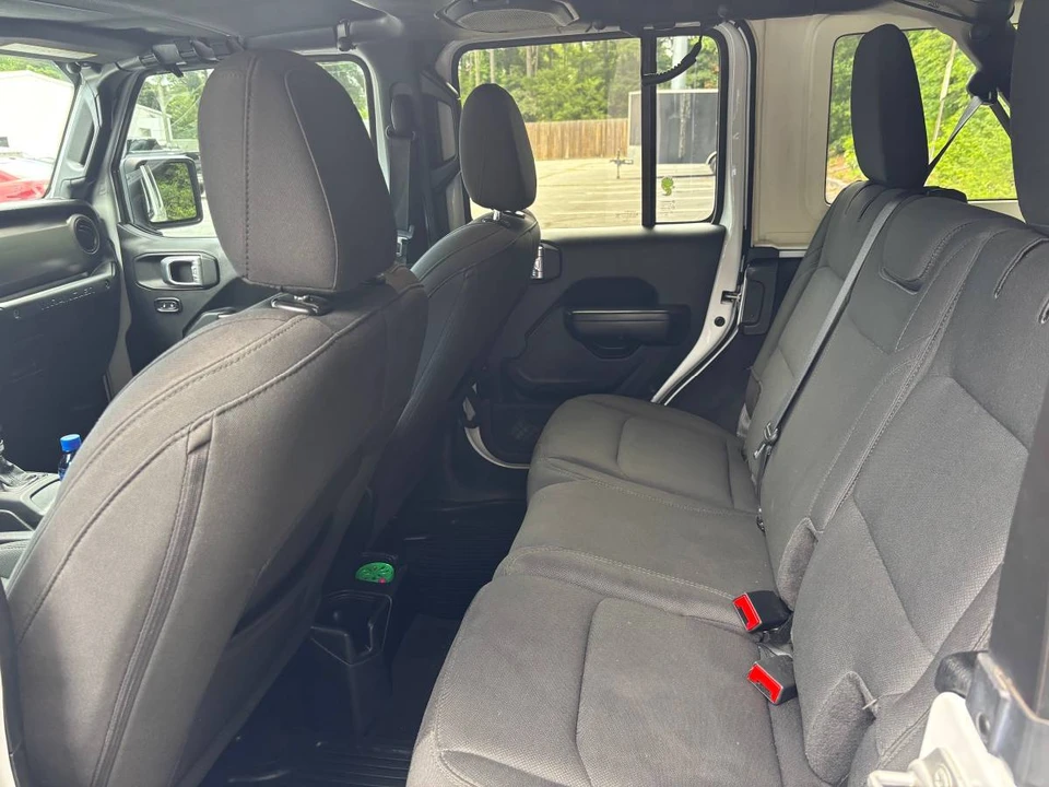 2021 Jeep JL Wrangler - Image 7 of 10