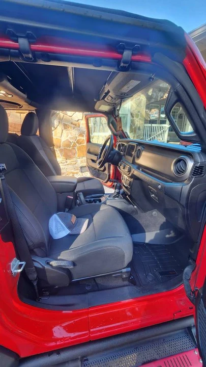 2021 Jeep JL Wrangler - Image 14 of 20