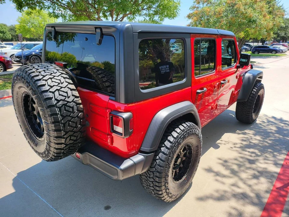 2021 Jeep JL Wrangler - Image 5 of 17