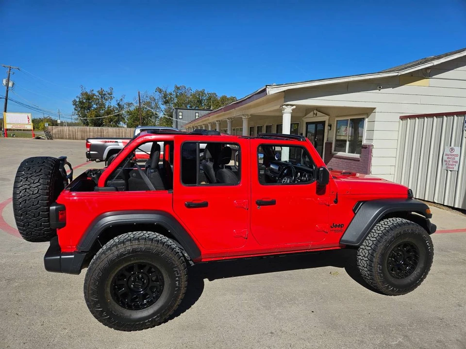 2021 Jeep JL Wrangler - Image 9 of 17