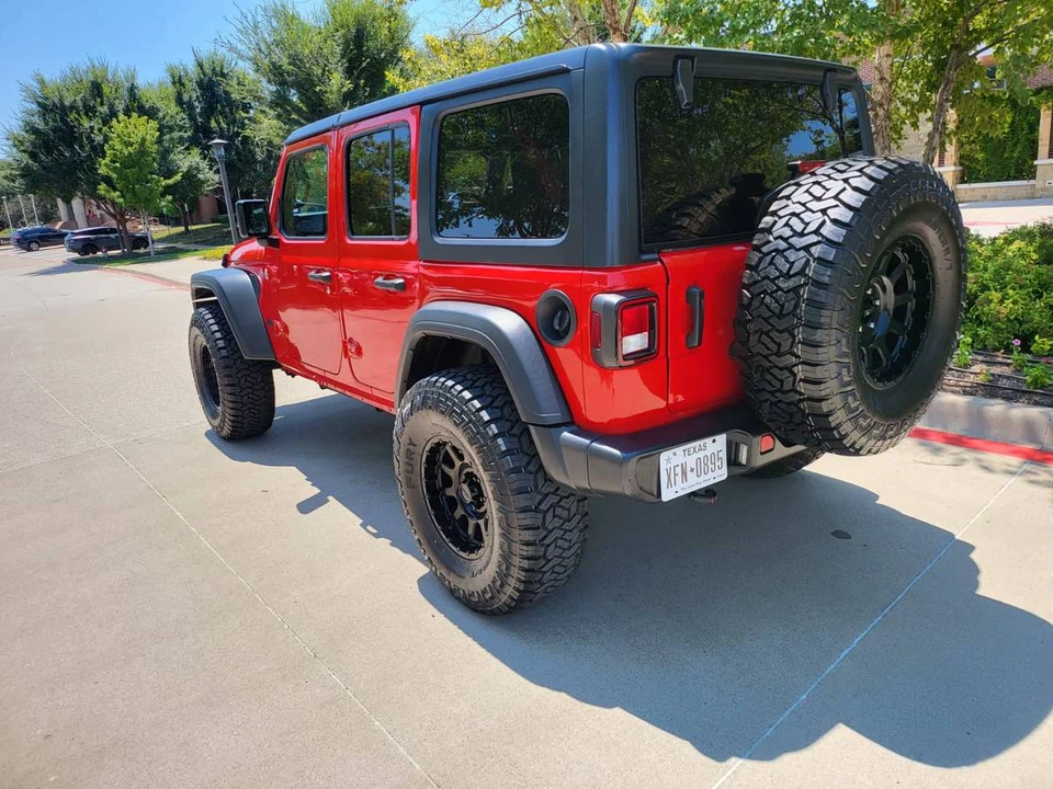 2021 Jeep JL Wrangler - Image 4 of 17