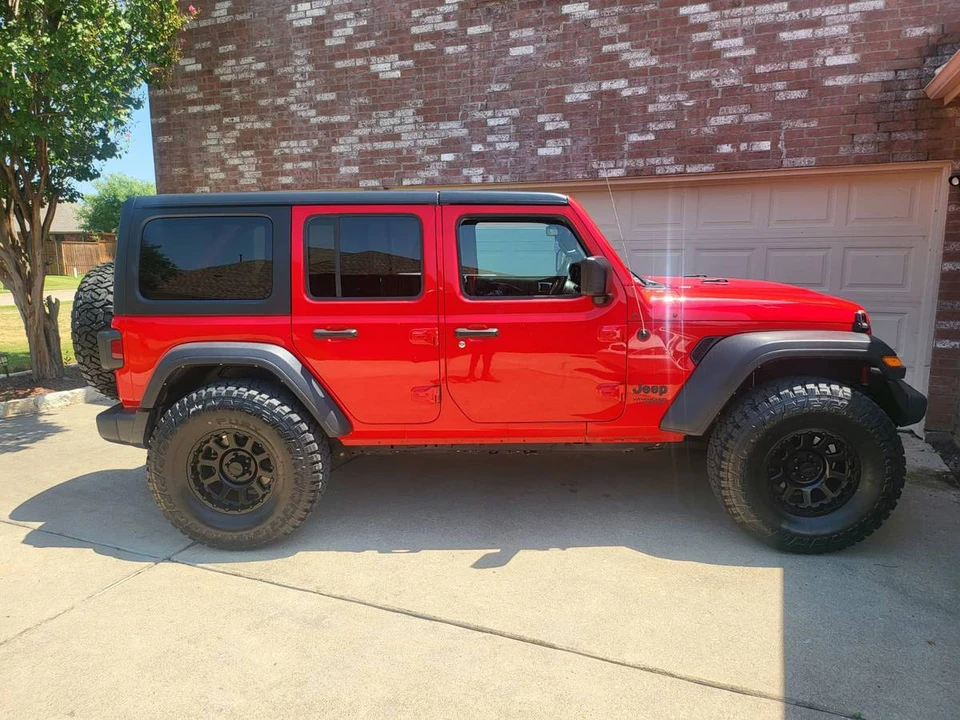 2021 Jeep JL Wrangler - Image 12 of 17