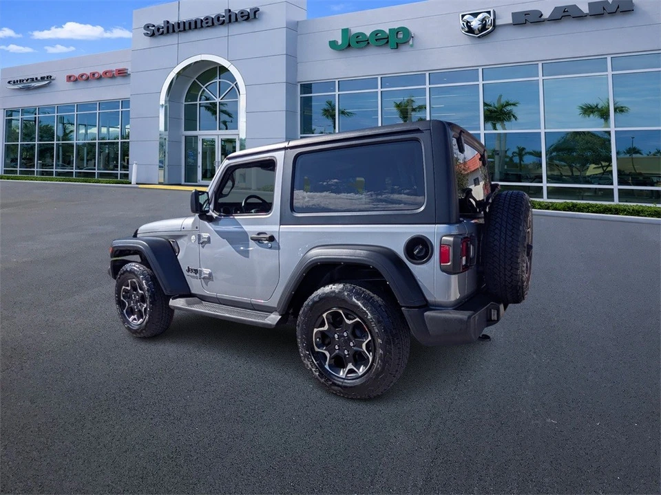 2021 Jeep JL Wrangler - Image 5 of 12