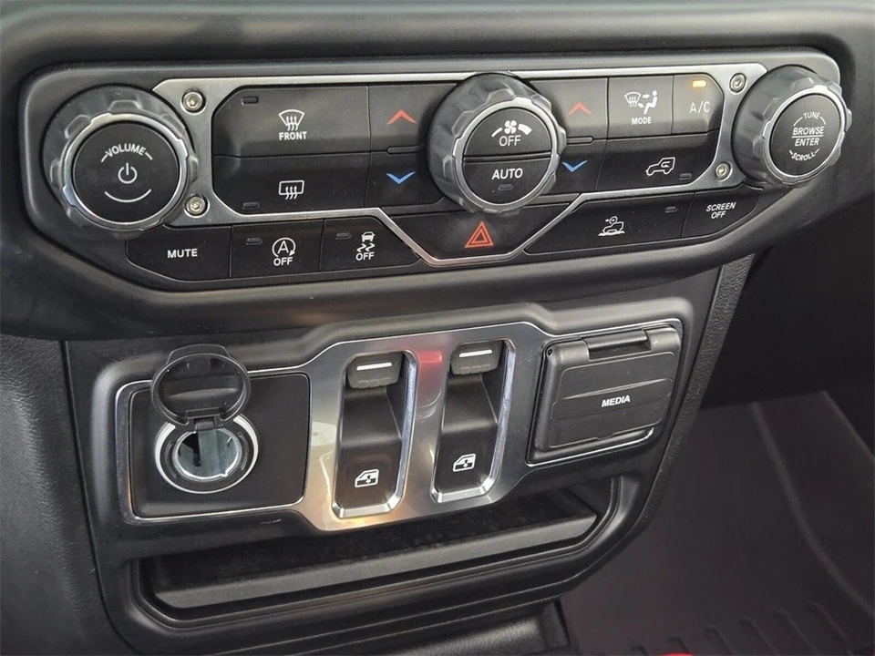 2021 Jeep JL Wrangler - Image 17 of 21