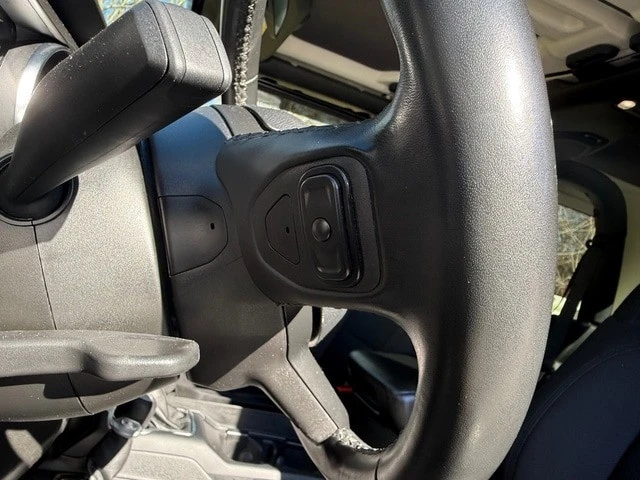 2021 Jeep JL Wrangler - Image 13 of 21