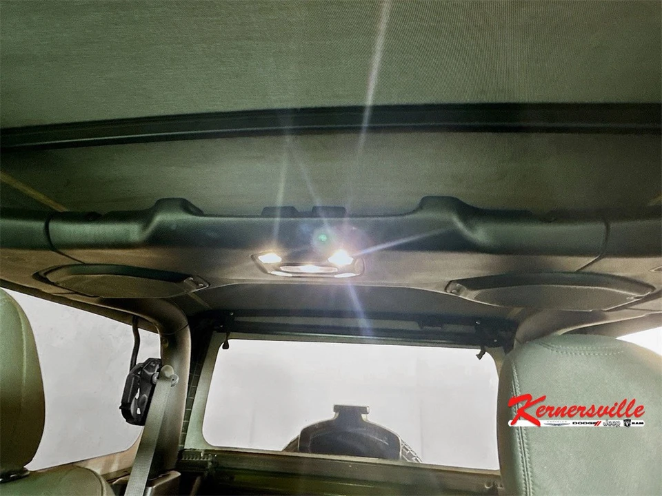 2021 Jeep JL Wrangler - Image 18 of 21