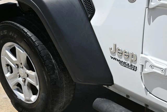 2021 Jeep JL Wrangler - Image 8 of 15