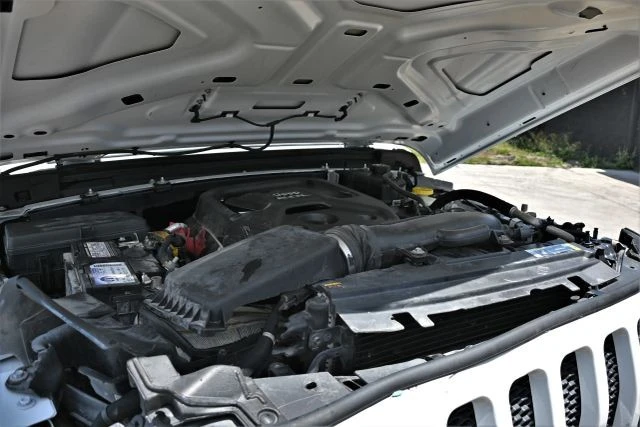 2021 Jeep JL Wrangler - Image 14 of 15