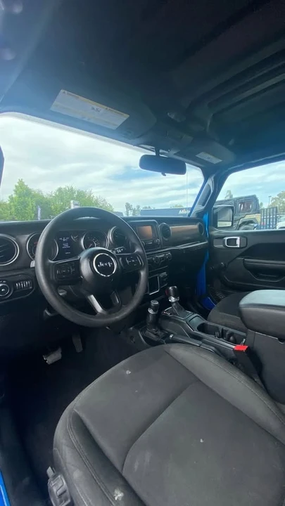 2021 Jeep JL Wrangler - Image 14 of 20