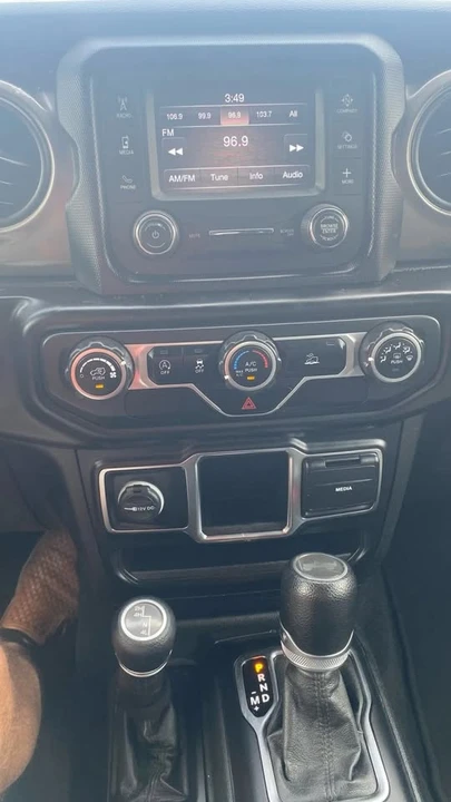 2021 Jeep JL Wrangler - Image 20 of 20
