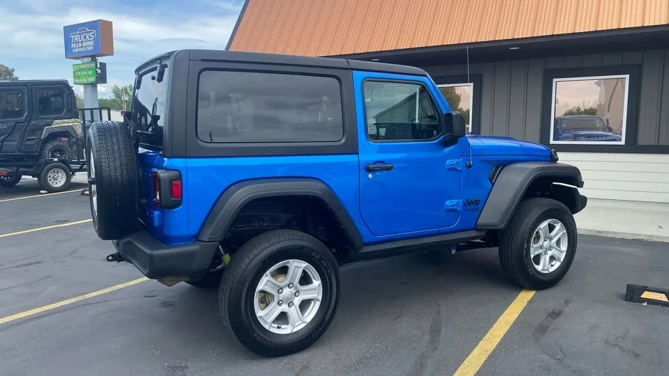 2021 Jeep JL Wrangler - Image 8 of 20