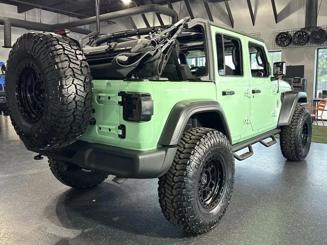 2021 Jeep JL Wrangler - Image 17 of 21