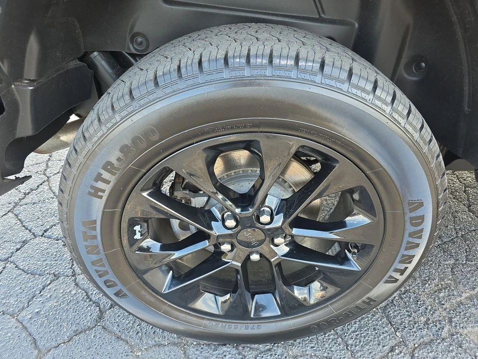 2021 Jeep JL Wrangler - Image 17 of 29