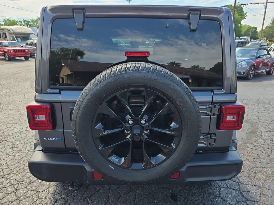 2021 Jeep JL Wrangler - Image 14 of 29