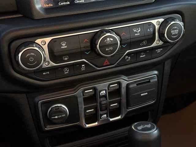 2021 Jeep JL Wrangler - Image 13 of 13