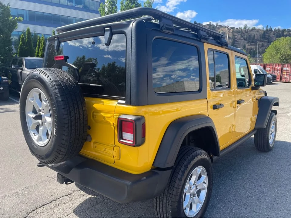 2021 Jeep JL Wrangler - Image 9 of 18