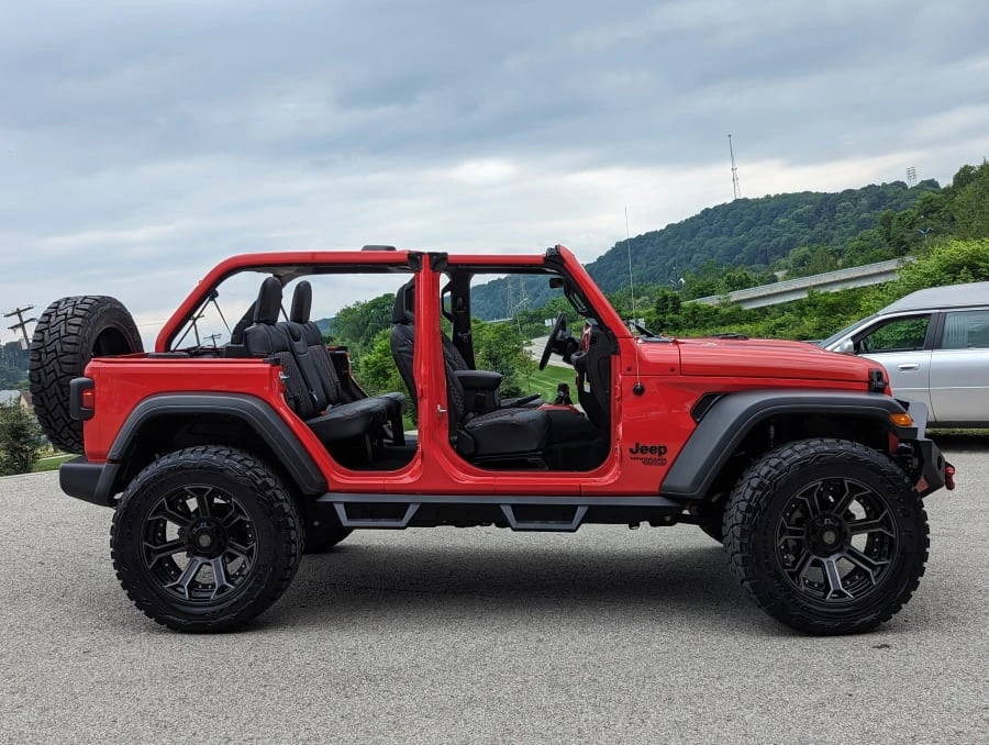 2021 Jeep JL Wrangler - Image 2 of 31